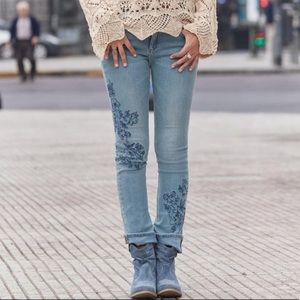 Sundance Magnolia floral embroidered jean